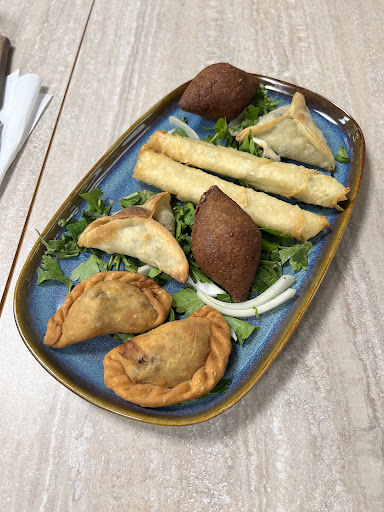 Photo of B Beirut Meza,Catering & Sweets - Hallonbergsplan 12, 174 52 Sundbyberg